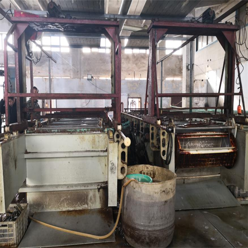 Máquina de línea de producción de galvanizado de tuercas y pernos eléctricos de tablero de PP